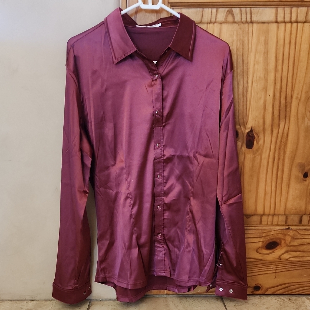 Women's Ranch Dress'n Performance Rodeo Shirt - L